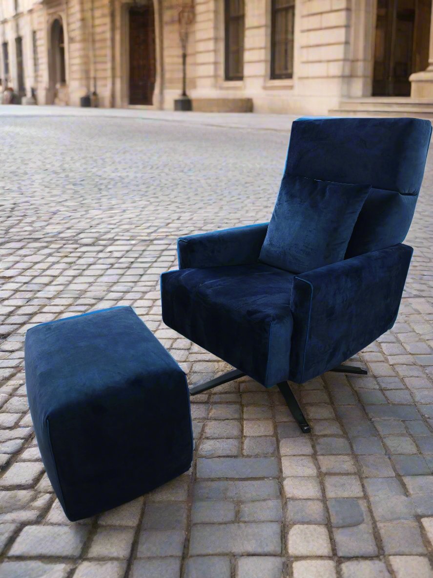 Beluga King Rocking chair & Footstool by ROM