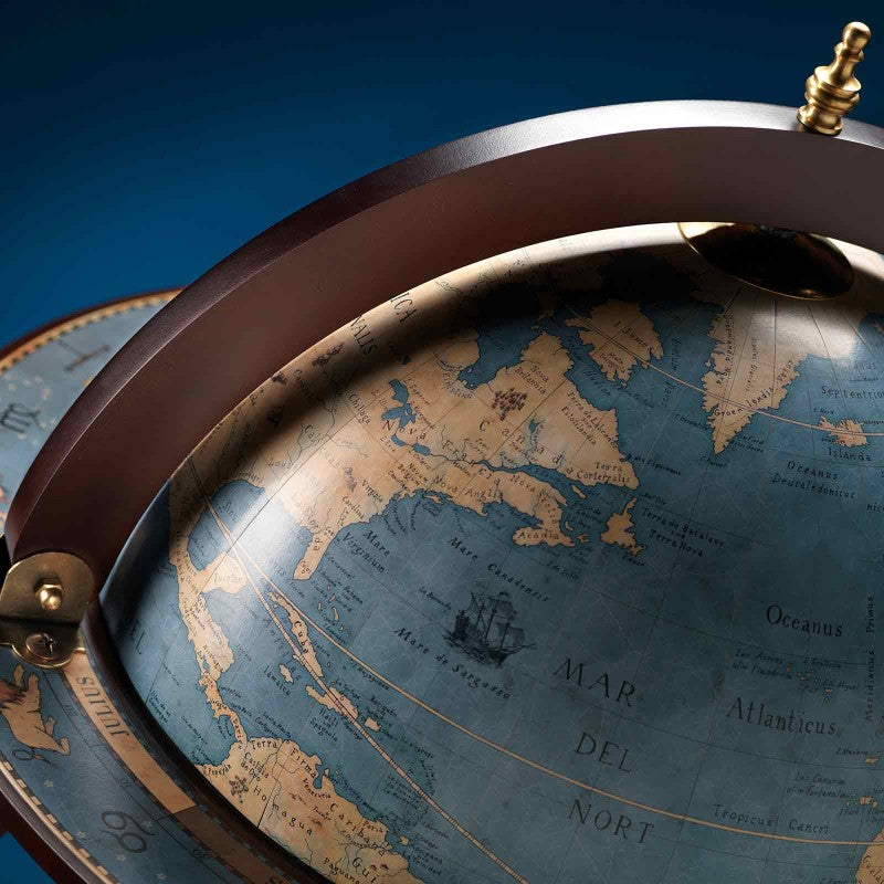 Da Vinci Drinks Globe by Zoffoli