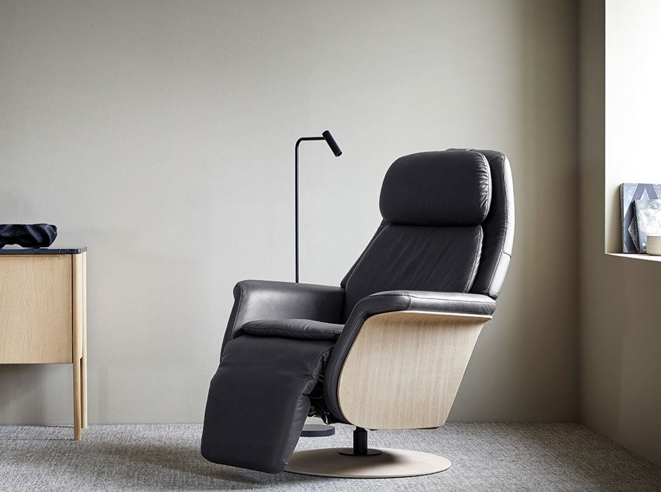 Stressless Sam with Heat & Massage